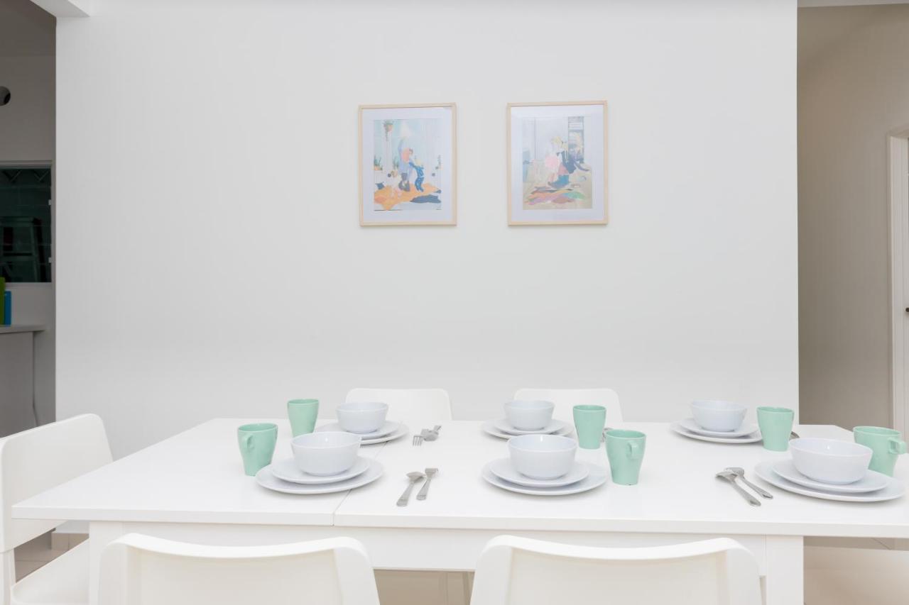 White Lagom Scandinavian House, By Sanguine Apartman Tanjung Tokong Kültér fotó